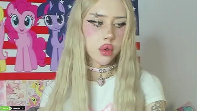 Snapshot of Joy_Barker chatting on 03-11-26, 01:17 Joy Barker online show from 03-11-26, 01:17