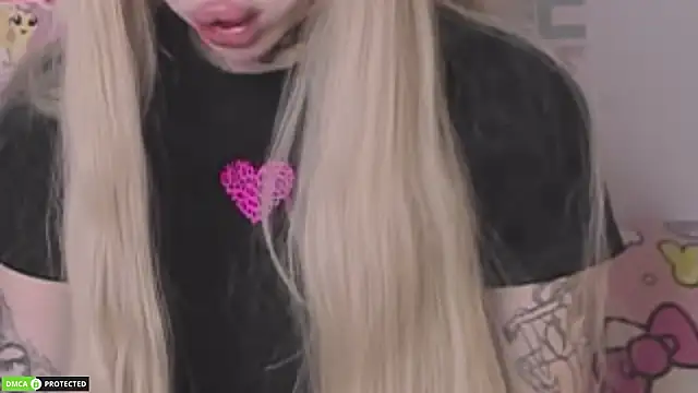 Snapshot of Joy_Barker chatting on 03-19-26, 08:40 Joy Barker online show from 03-19-26, 08:40