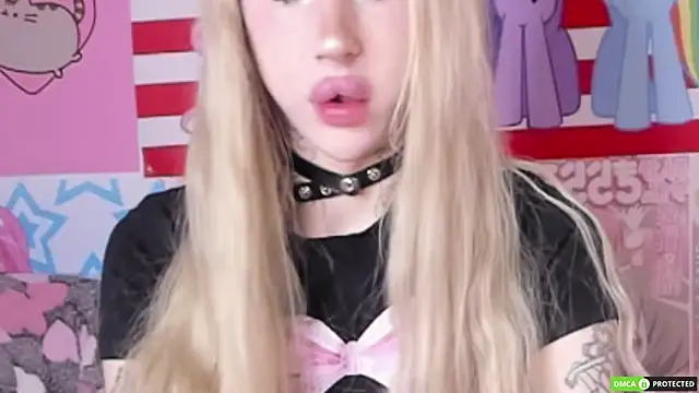 Snapshot of Joy_Barker chatting on 03-27-26, 08:20 Joy Barker online show from 03-27-26, 08:20