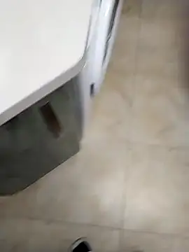 Snapshot of lobito1997 chatting on 01-29-25, 01:27 lobito1997 online show from 01-29-25, 01:27