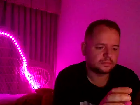 Snapshot of lobito1997 chatting on 03-12-25, 02:52 lobito1997 online show from 03-12-25, 02:52