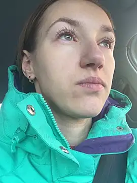 Snapshot of KateRedgar chatting on 01-18-25, 11:32 KateRedgar online show from 01-18-25, 11:32