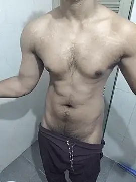 hottboy 39 online show from 06-20-26, 05:43