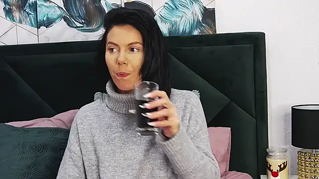 tanyagrey online show from 12-14-24, 03:25