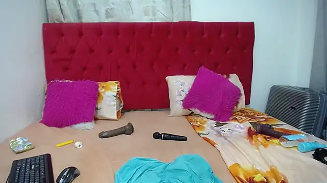 GaggingQueenxx online show from 03-19-25, 06:55