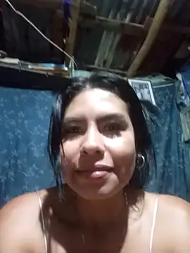 Snapshot of Alanagracia chatting on 11-02-25, 12:24 Alanagracia online show from 11-02-25, 12:24