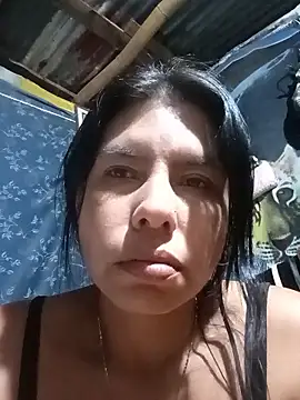 Snapshot of Alanagracia chatting on 01-12-26, 02:28 Alanagracia online show from 01-12-26, 02:28