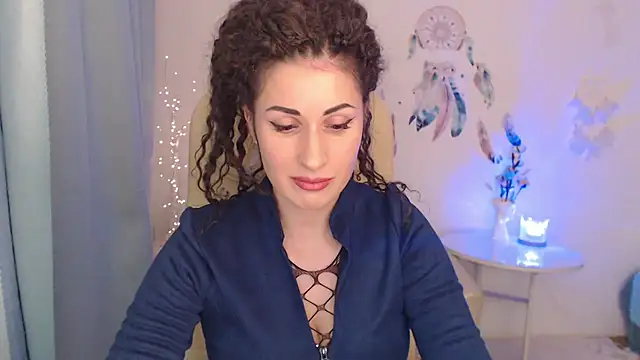 MaryMalory11 online show from 12-18-24, 04:28