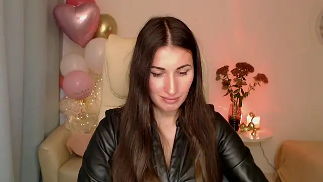 MaryMalory11 online show from 10-13-25, 10:37