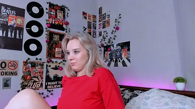 Snapshot of AliciaParkerf chatting on 01-17-25, 02:18 AliciaParkerf online show from 01-17-25, 02:18