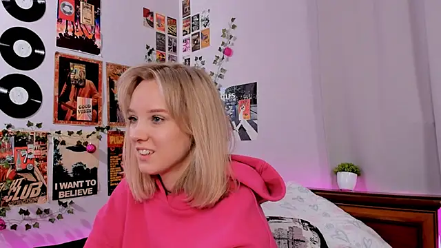 Snapshot of AliciaParkerf chatting on 02-05-25, 03:34 AliciaParkerf online show from 02-05-25, 03:34