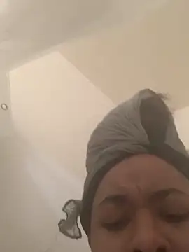 bustypothead online show from 02-10-25, 08:31