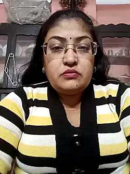 LAVERNIYA  online show from 12-23-24, 01:13