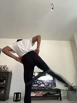 Snapshot of blackboy93ita chatting on 03-05-25, 01:50 blackboy93ita online show from 03-05-25, 01:50