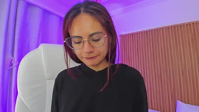 sophiecherry  online show from 03-15-25, 09:19