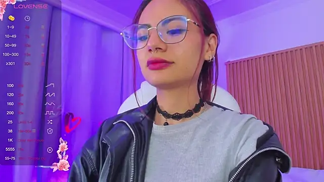 sophiecherry  online show from 03-20-25, 04:40