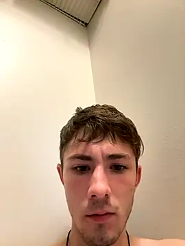 Snapshot of TheBestbrando88 chatting on 09-16-25, 03:29 TheBestbrando88 online show from 09-16-25, 03:29