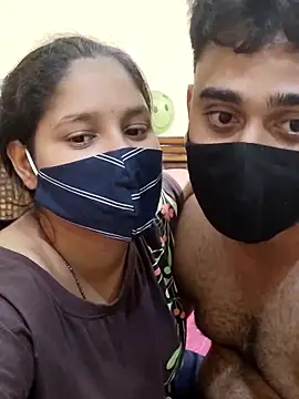 Snapshot of IND_COUPLE1 chatting on 02-16-25, 09:16 IND COUPLE1 online show from 02-16-25, 09:16