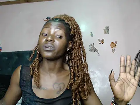 Snapshot of TrishaKalid chatting on 02-15-25, 12:59 TrishaKalid online show from 02-15-25, 12:59