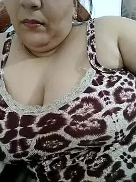 Snapshot of DALO3A85 chatting on 10-09-25, 10:02 DALO3A85 online show from 10-09-25, 10:02