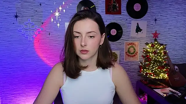 GloriaElmer online show from 01-10-25, 12:47