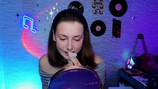 GloriaElmer online show from 03-03-25, 06:26