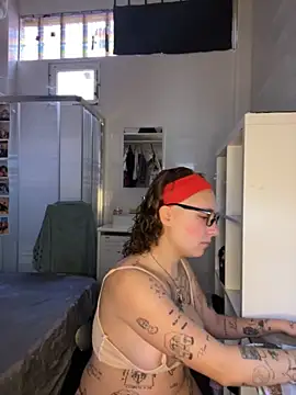 Hawitxui online show from 10-12-25, 10:47