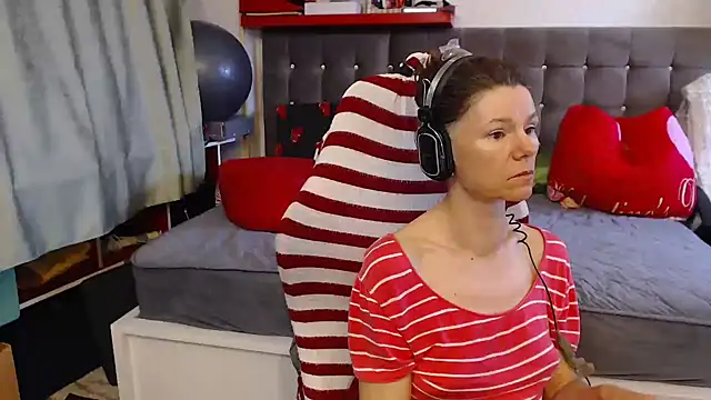 kellyterapy online show from 05-04-26, 02:13