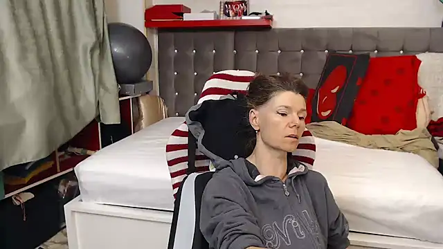 kellyterapy online show from 05-16-26, 12:18