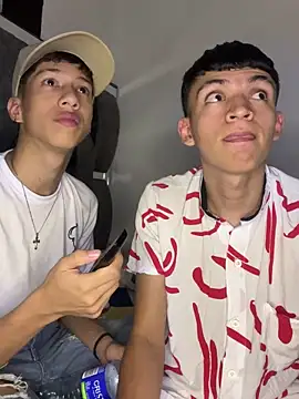 Juan Nd Steven online show from 12-18-24, 04:31