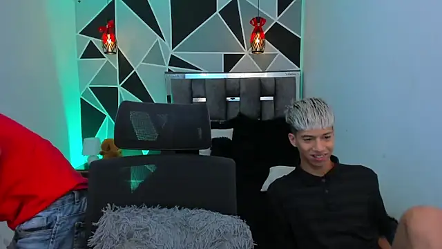 Juan Nd Steven online show from 05-06-26, 01:47