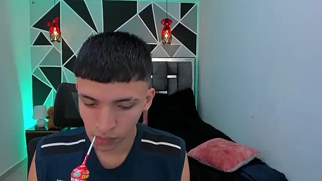 Juan Nd Steven online show from 05-07-26, 11:43