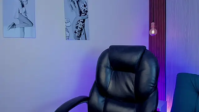 miah connor online show from 11-19-25, 07:47