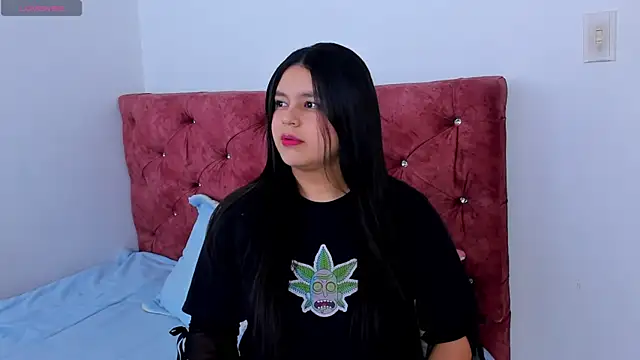 skyhotgirll online show from 05-13-26, 07:11