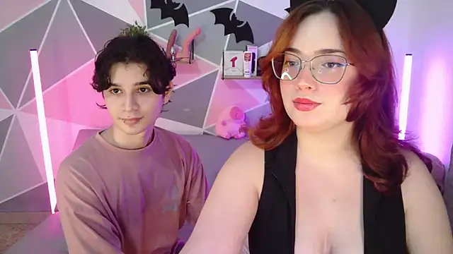 AndrewAnndCherry online show from 10-21-25, 12:33