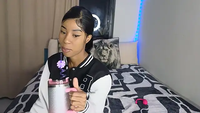 Snapshot of Dime-__ chatting on 02-16-26, 08:16 Dime- online show from 02-16-26, 08:16