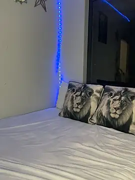 Snapshot of Dime-__ chatting on 02-18-26, 11:44 Dime- online show from 02-18-26, 11:44