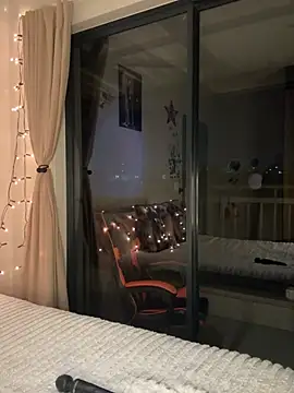 Snapshot of Dime-__ chatting on 03-10-26, 08:36 Dime- online show from 03-10-26, 08:36