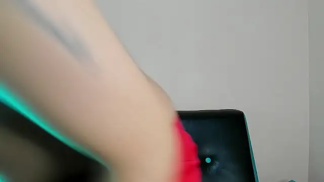 cami hots online show from 01-25-25, 02:58