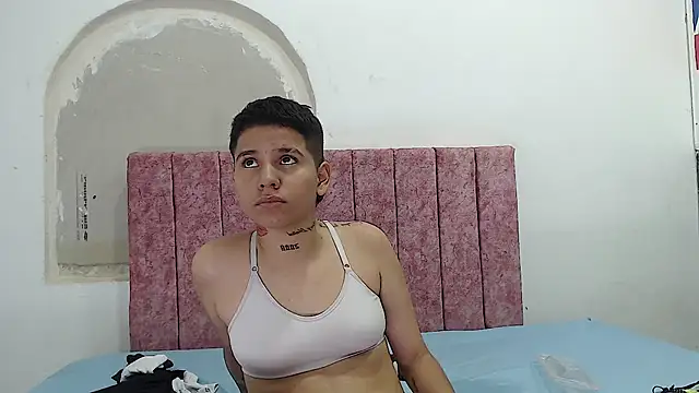 cami hots online show from 02-28-25, 05:48