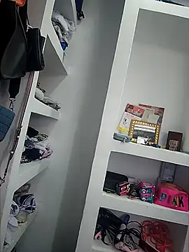 Snapshot of luisa16xxx chatting on 03-27-26, 07:35 luisa16xxx online show from 03-27-26, 07:35