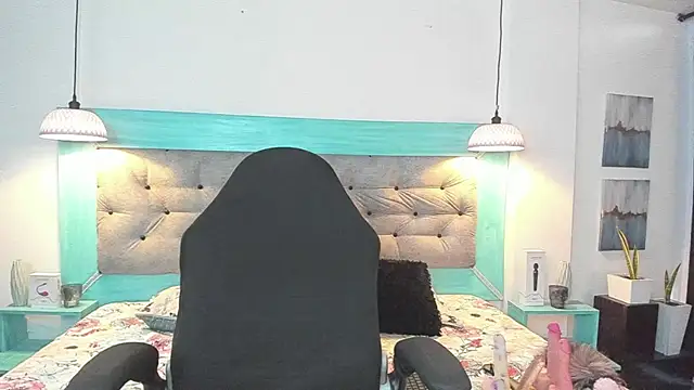 Snapshot of carofox89 chatting on 01-13-25, 01:49 carofox89 online show from 01-13-25, 01:49