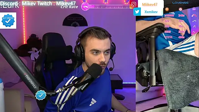 Snapshot of Mikev chatting on 03-23-26, 07:07 Mikev online show from 03-23-26, 07:07