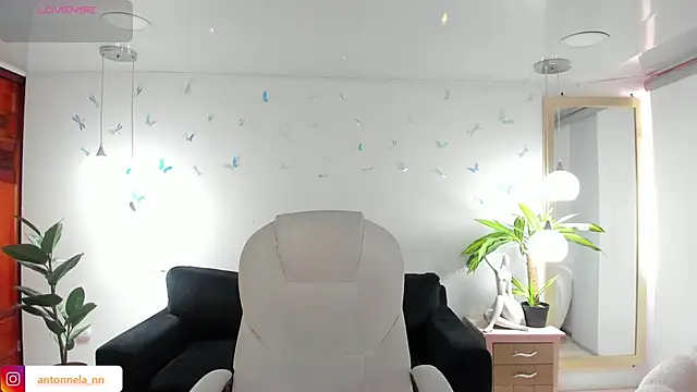  Antonnela  online show from 02-26-26, 01:43