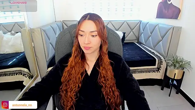  Antonnela  online show from 05-19-26, 07:42