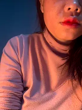 Laura8910 online show from 12-05-24, 12:08