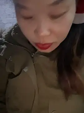 Laura8910 online show from 03-07-25, 11:07