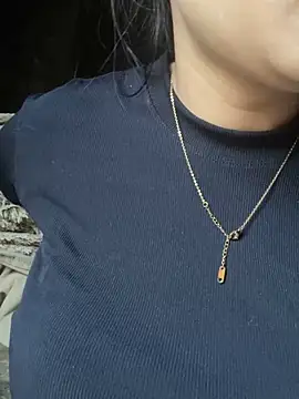 Laura8910 online show from 03-11-25, 10:40