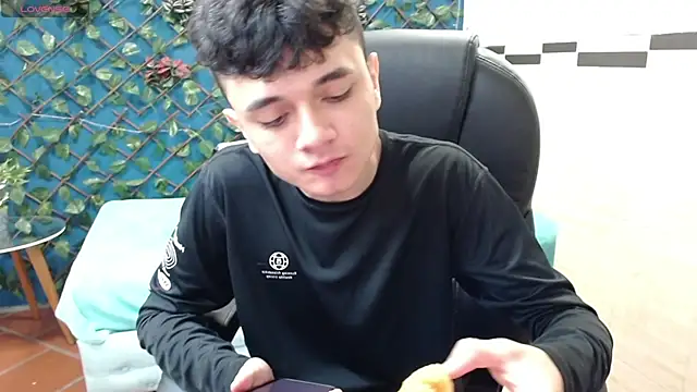 Waturox online show from 03-04-25, 10:27