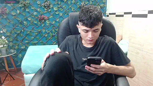 Waturox online show from 03-08-25, 06:58